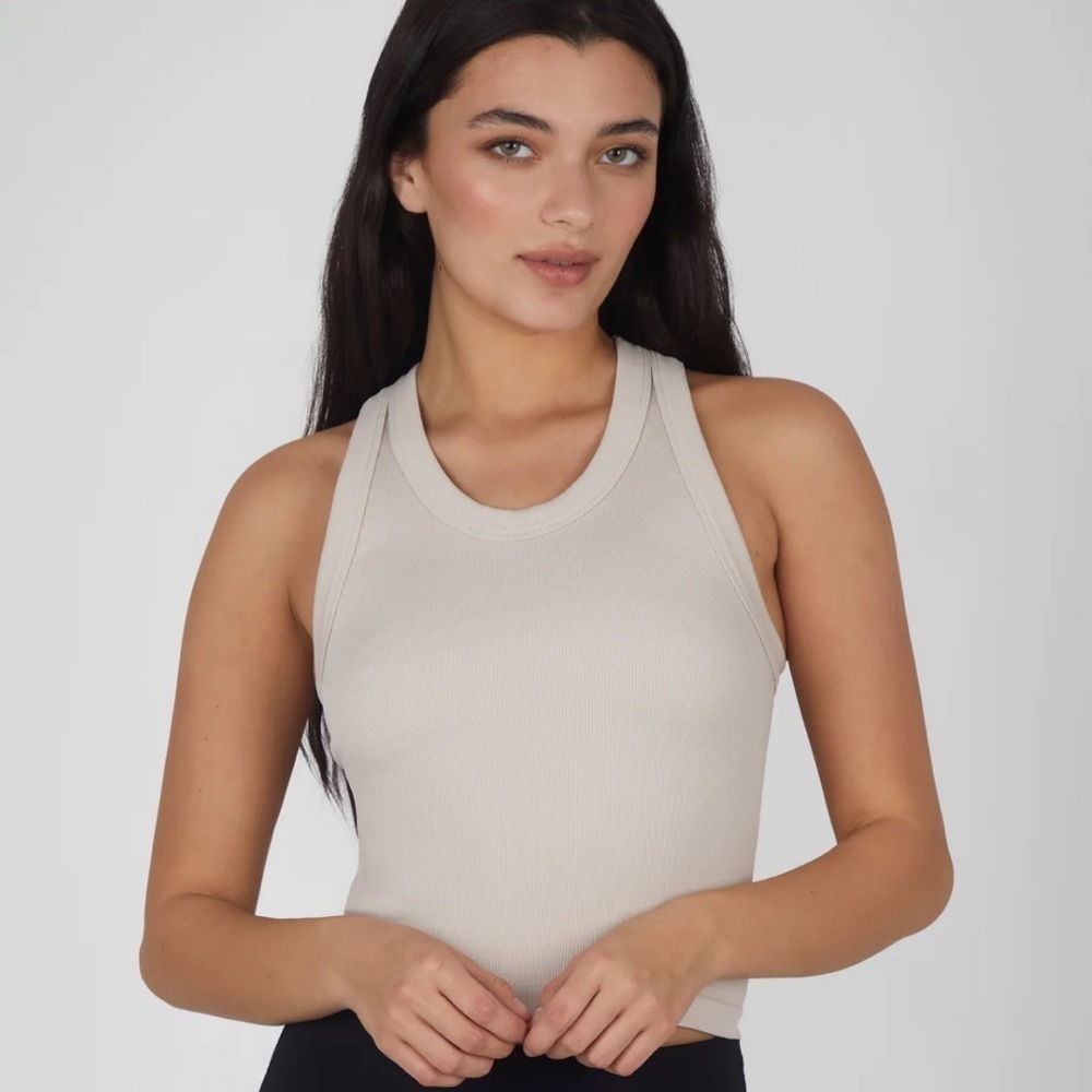 90 Degree White Seamless Racerback Tank Top Medium